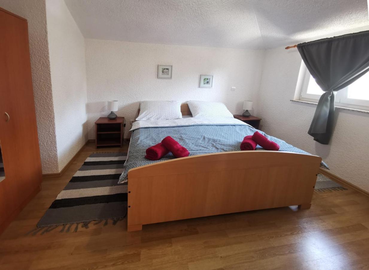 Apartman Luna Sveti Lovreč Pazenatički Extérieur photo